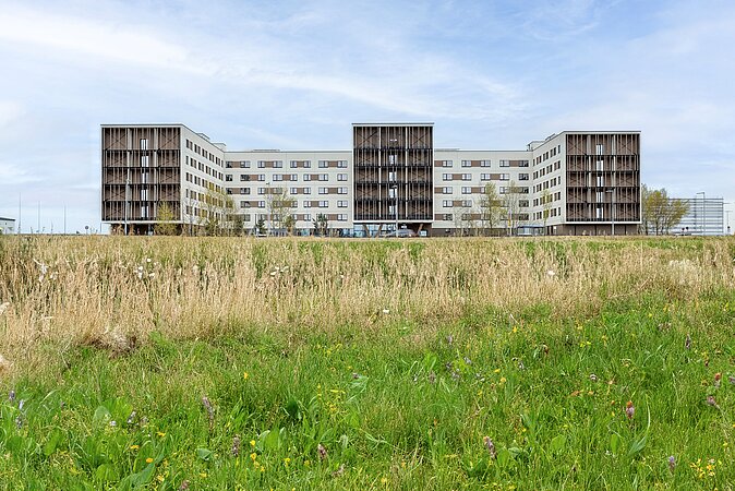 Geberit Versorgungs- und Abwassersysteme erleichtern die Installation im Großprojekt