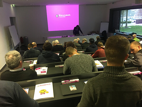 Baunach rendeMix bietet Hydraulik-Seminar in Hückelhoven an