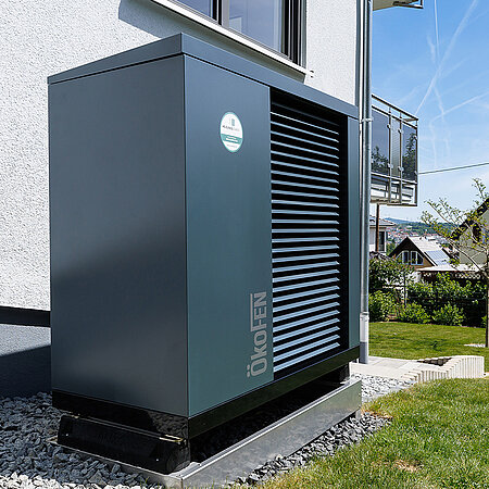 Jetzt noch größer - die ÖkoFEN GreenFOX Luft-Wasser-Wärmepumpe bis 18 kW