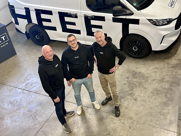 Fusion auf Augenhöhe: SHK-Unternehmen Bäcker Haustechnik und Willi Gräf vereinen sich zu HEEET