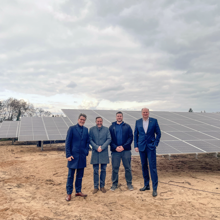 REHAU nimmt Solarpark am Standort Erlangen in Betrieb 