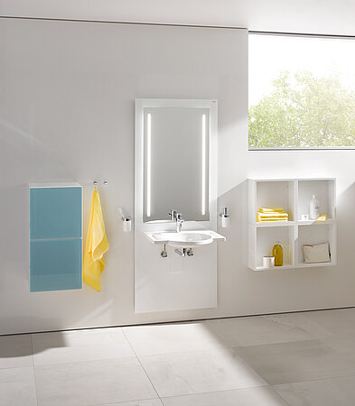 HEWI: Mehr Komfort im Bad mit den höhenverstellbaren Waschtisch-Modulen