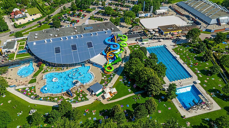 Sanieren im Bestand: Donaubad in Ulm/Neu-Ulm setzt bei Umrüstung auf elektronische Duschen von CONTI+ 