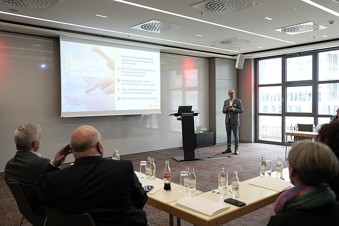 interdomus Haustechnik setzt Wachstumskurs fort – SHK.MARKET, proBAD Wannentür und Next Generation Akademie als Erfolgstreiber