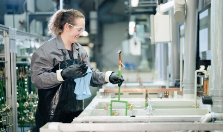 Dornbracht sucht Oberflächenbeschichter (m/w/d)