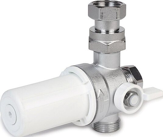 GIACOMINI: Magnetischer Schlammabscheider R145XC erleichtert die Arbeit im SHK-Alltag