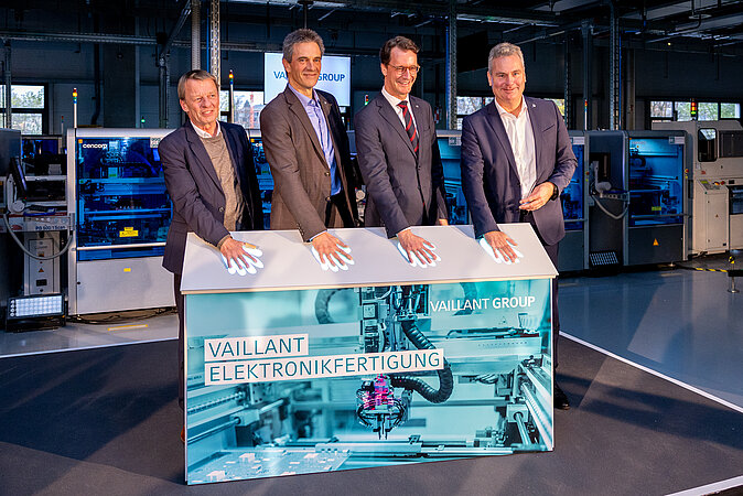 Vaillant Group nimmt neue Fabrik für Elektronikbauteile in Remscheid in Betrieb