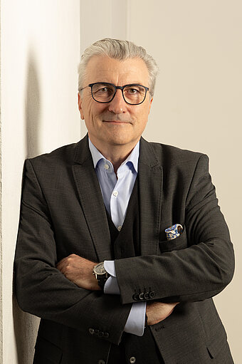 ait-group erweitert Geschäftsführung