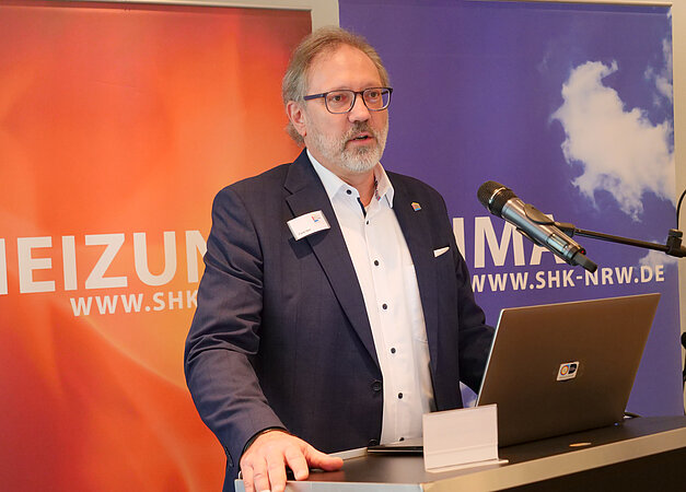 Frank Hehl zum neuen Hauptgeschäftsführer gewählt Mitgliederversammlung des Fachverbandes SHK NRW