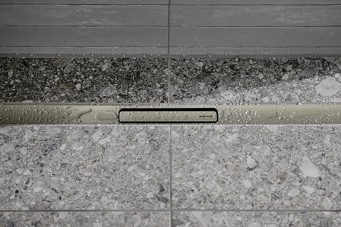 Geberit erweitert Duschrinnen-Sortiment CleanLine 