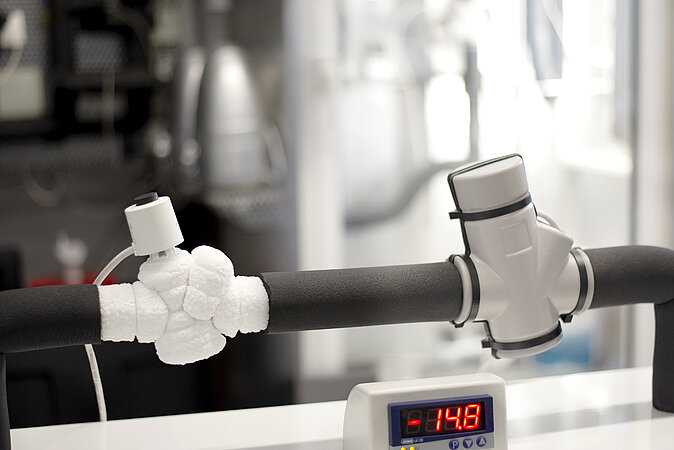 ES-Box COOL für Danfoss AB-QM 4.0 – Passgenaue und wiederverwendbare Kältedämmung von GWK Kuhlmann