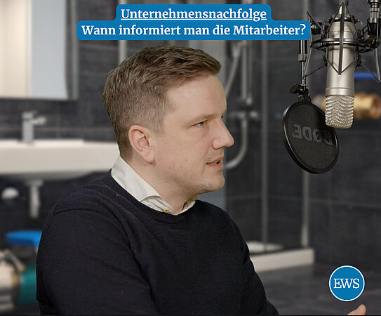 EWS M&A-Beratung: Unternehmensnachfolge - Wann informiert man die Mitarbeiter?