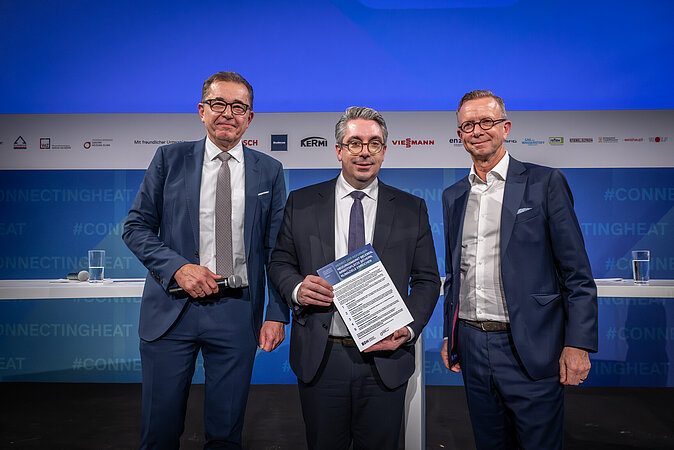 Heizungsbranche schlägt Alarm: Arbeitsplätze, Wertschöpfung und Klimaziele in Gefahr 