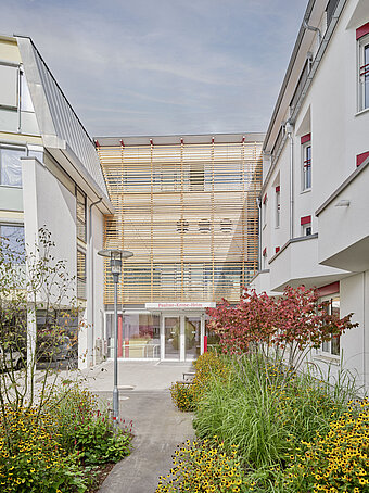 HEWI: Sanierung für modernes Wohnen und Pflegen